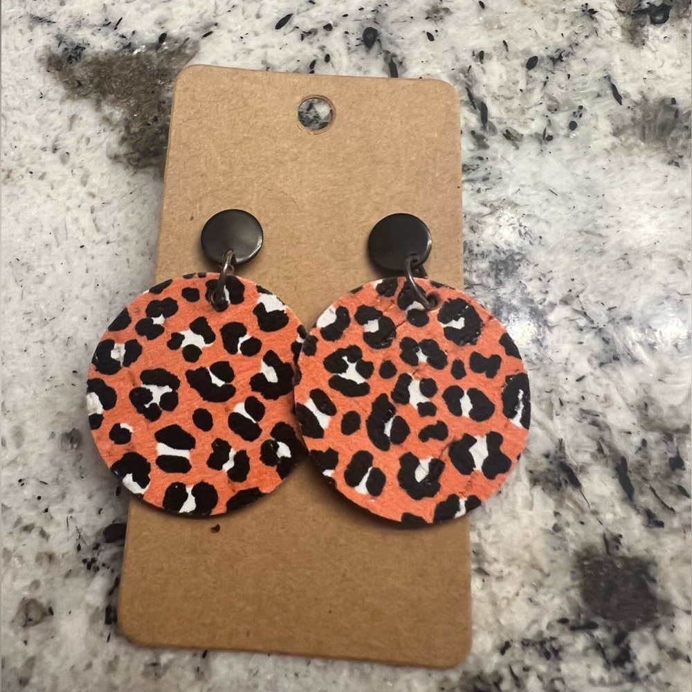 Leopard circular earrings